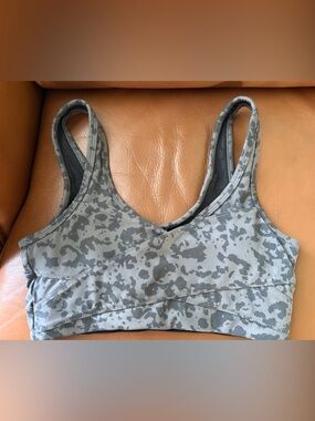 Varley Gray Camo Sports Bra - Medium